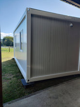 Carregar imagem no visualizador da galeria, Prefab 20ft and 40ft Container Home