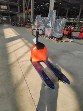 Charger l&#39;image dans la galerie, electric pallet jack