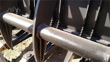 Cargar imagen en el visor de la galería, Heavy Root Grapple Rake 78&#39;&#39;